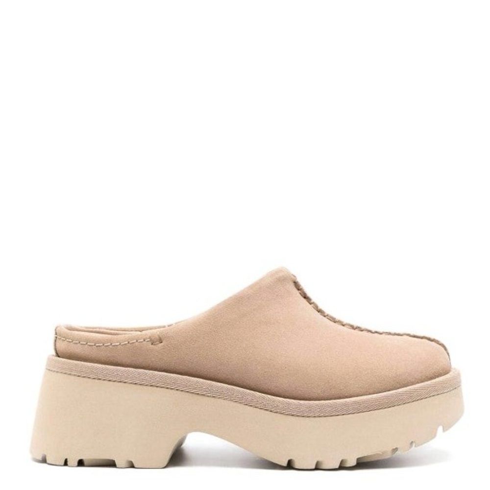 Ugg New Height Clog Women's Platform Suede Slip-On In Sand Size 12. NEW - Picture 3 of 6